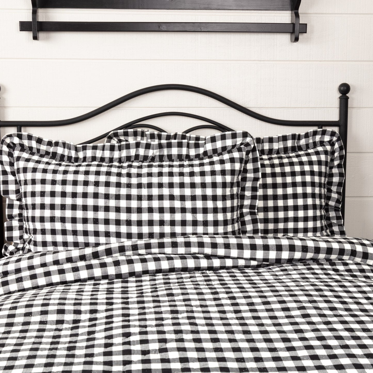 Annie Buffalo Check Black Ruffled King Sham 21x37"